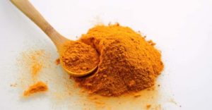 Dangers du curcuma pour la santé et ses effets indésirables